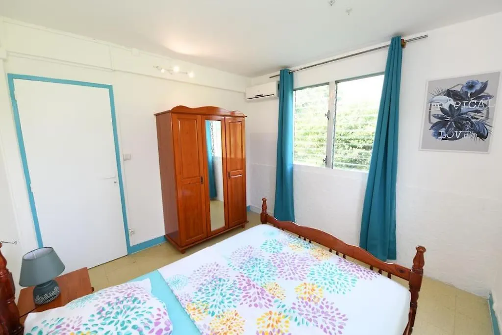 972D4 - Les 2 Palmiers - Bas De Villa 60M2 Jardin 2000M2 Riviere-Salee 0*,